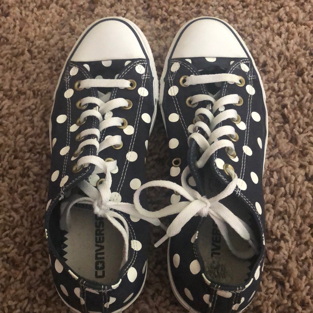 Navy Blue/White Polka Dots Converse Women’s 10